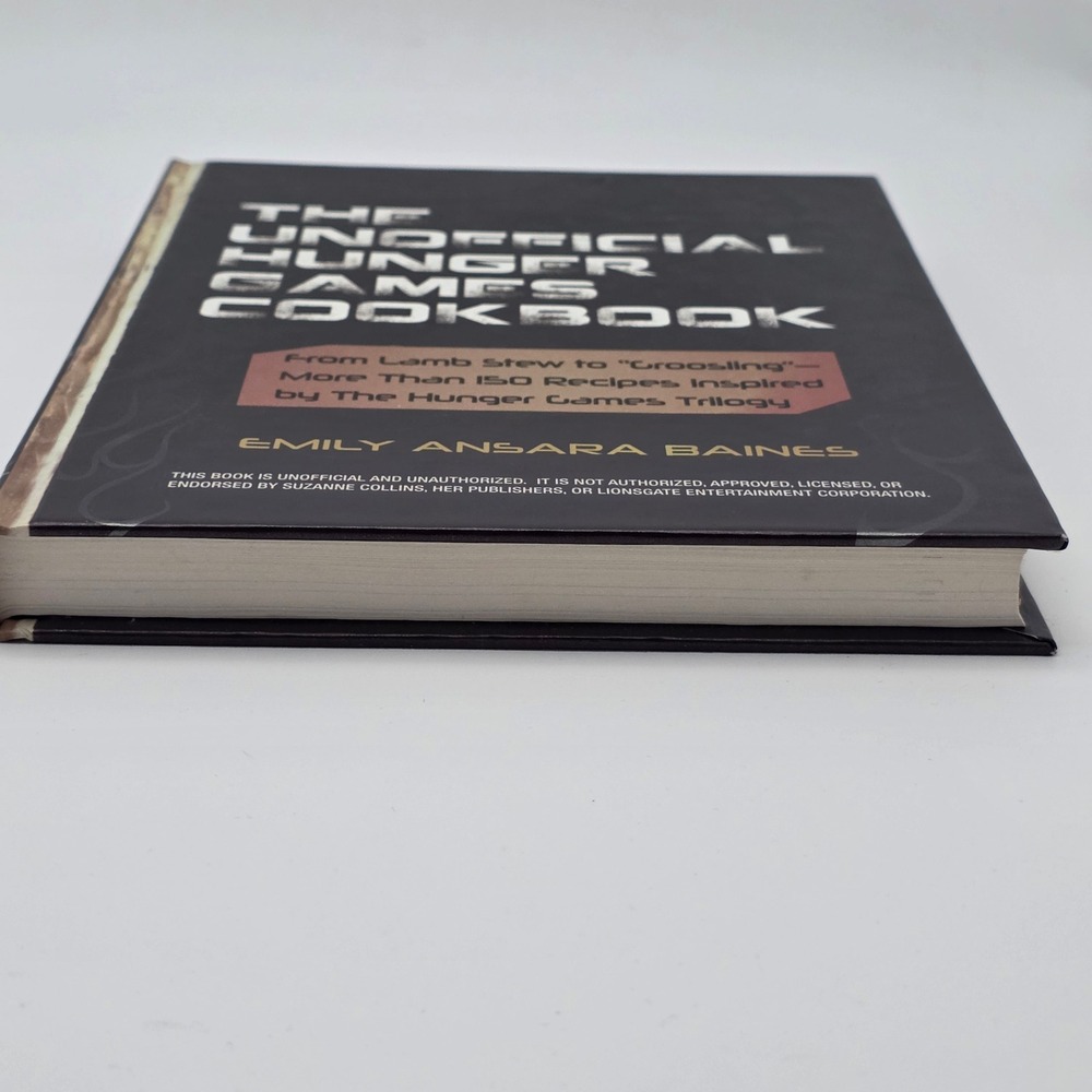 Hunger Games Cookbook All Ages Hardcover Black 150+ Recipes Fan Gift Dystopian - Picture 5 of 8